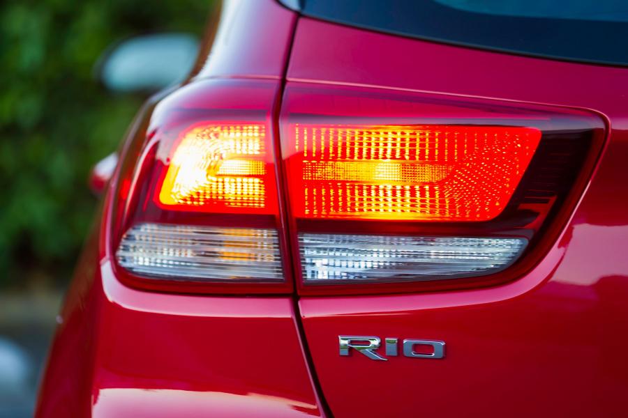 Детали экстерьера Kia Rio 5-Door (YB) 2017 года  (NA) (фото 9 из 55)